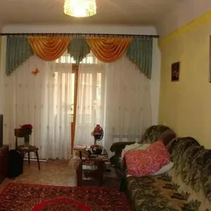 Продаю 2-комнатную с отличным ремонтом в центре Кемерова